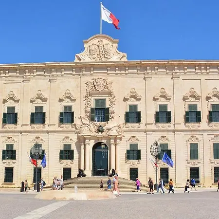 Opulent Elegance In Lux Retreat * Valletta