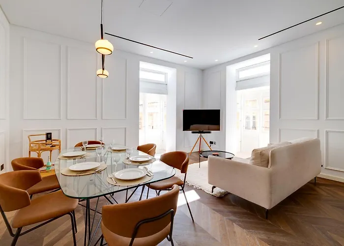 Apartment Opulent Elegance In Lux Retreat *