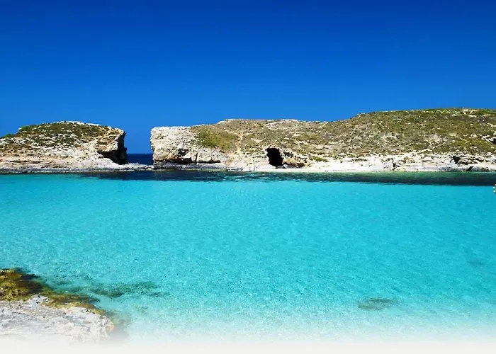 Opulent Elegance In Lux Retreat Valletta