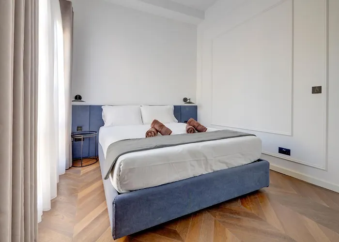 Opulent Elegance In Lux Retreat